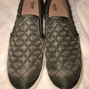 Dark green quilted sneakers (US11)